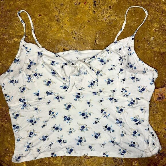 American Eagle First Essentials White Floral Crop Top - Picture 3 of 6
